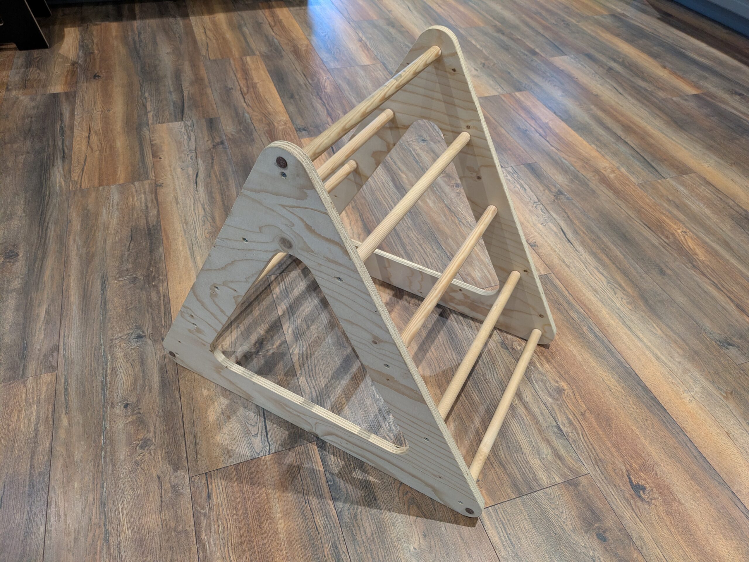 XL Klimdriehoek 2 XL Klimdriehoek Speeltoestel – Doe het Hout